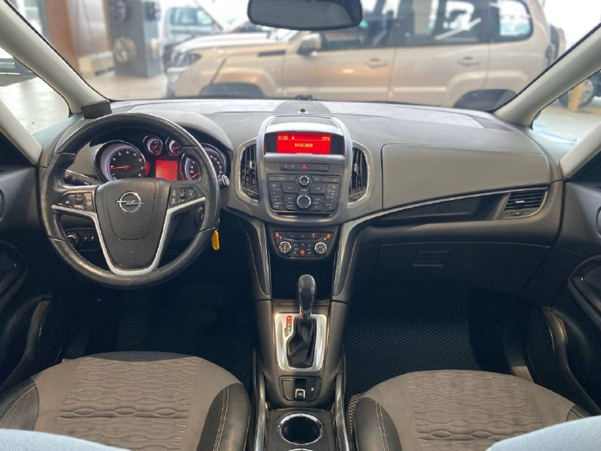 Opel Zafira Cosmo C - 7