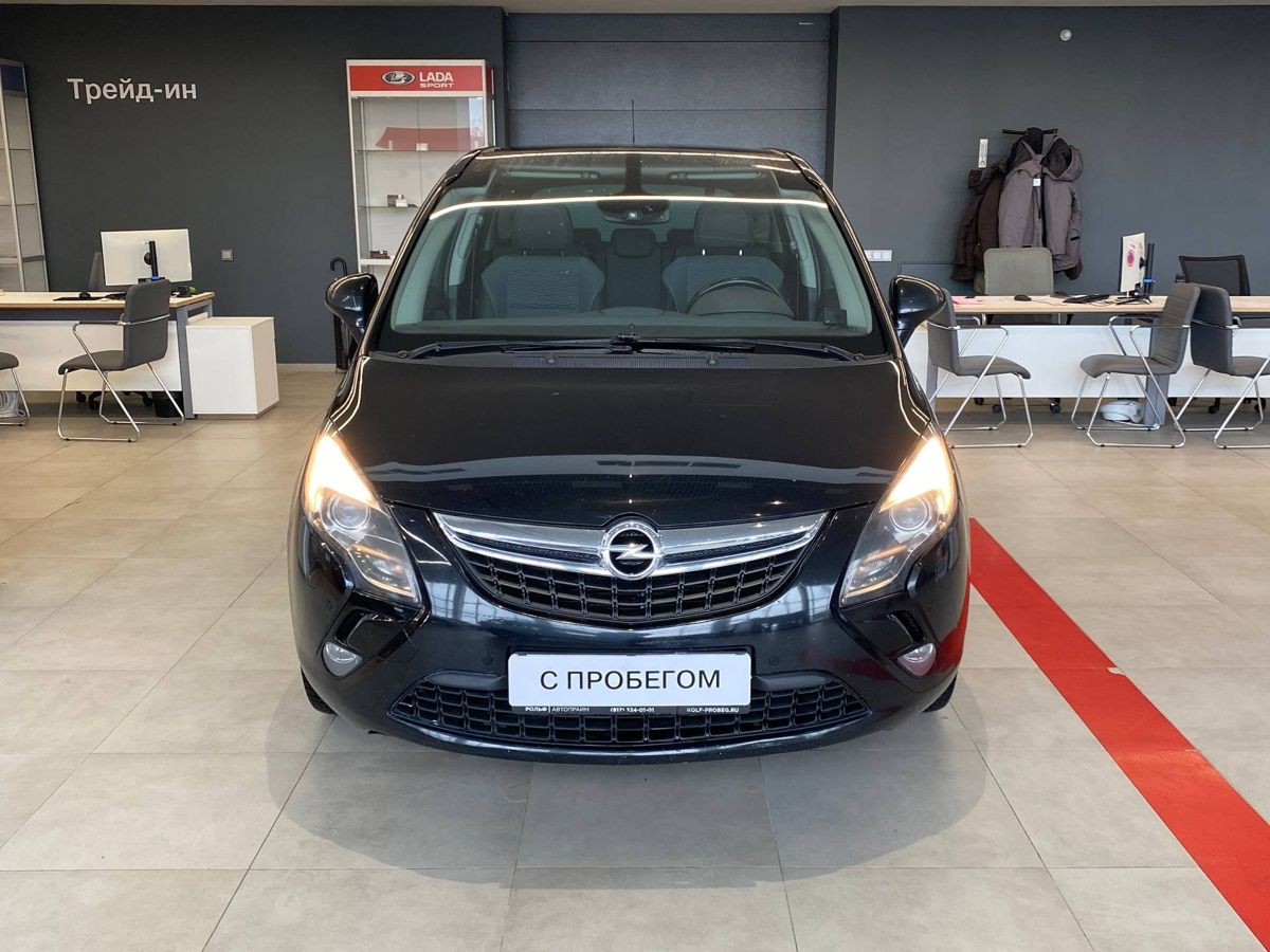 Opel Zafira Cosmo C - 2