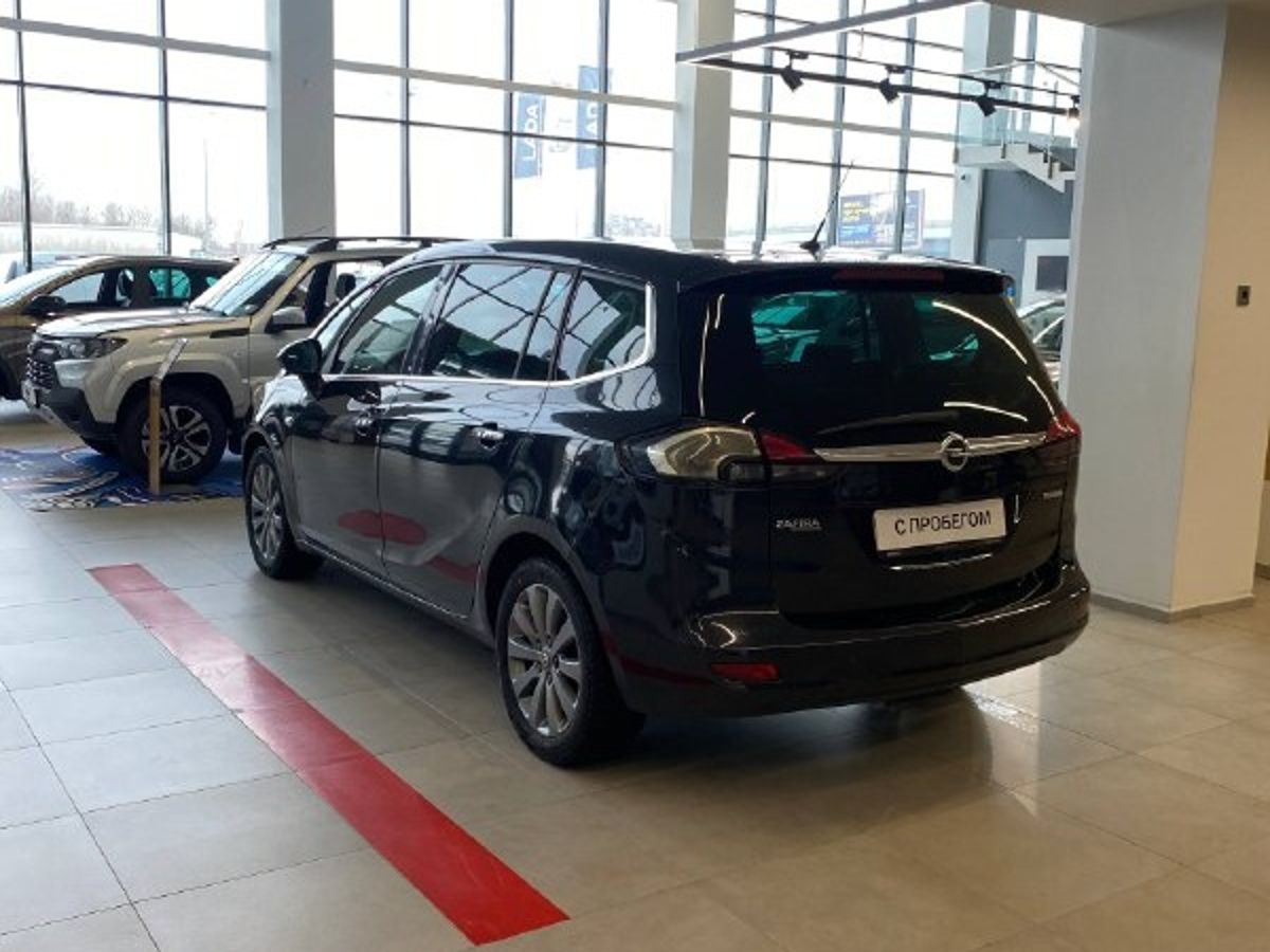 Opel Zafira Cosmo C - 4