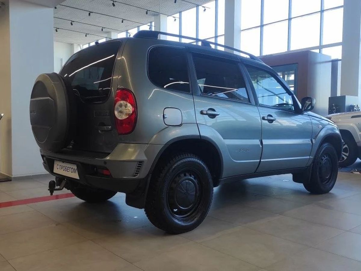 Chevrolet Niva GLC I Рестайлинг - 3