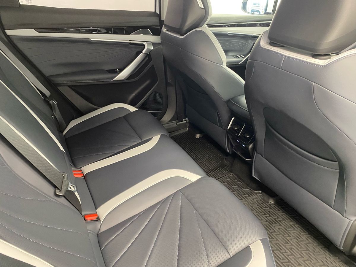 Geely Atlas II