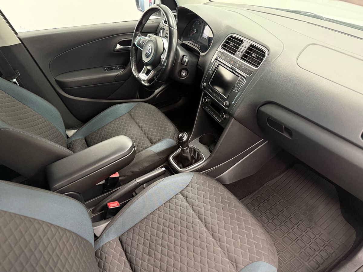 Volkswagen Polo V Рестайлинг