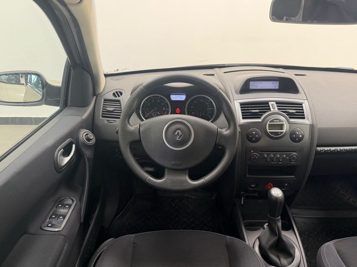 Renault Megane II Рестайлинг