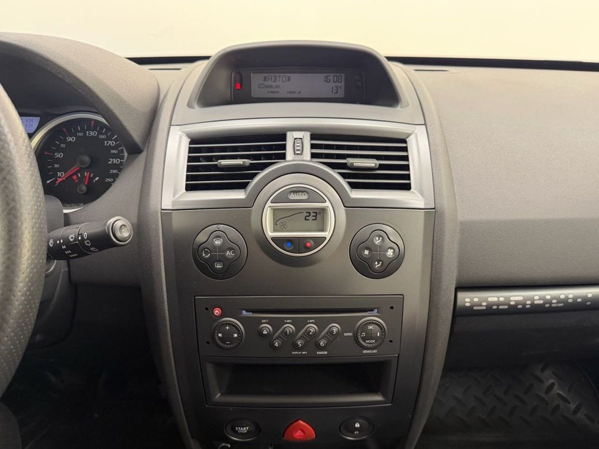 Renault Megane II Рестайлинг