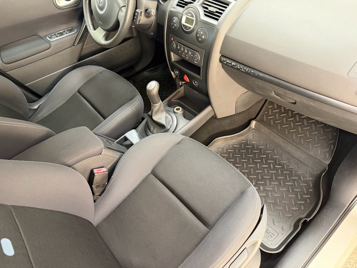 Renault Megane II Рестайлинг