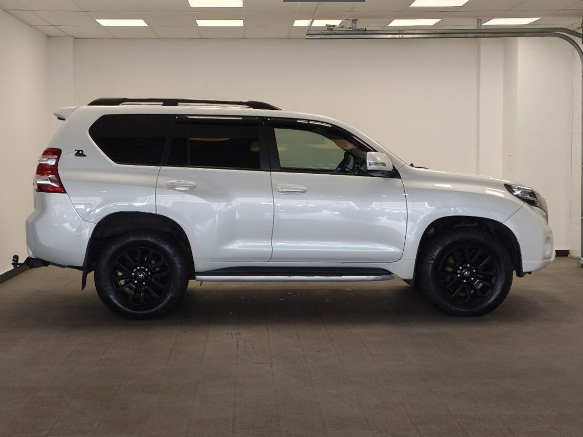 Toyota Land Cruiser Prado 150 Series Рестайлинг 1