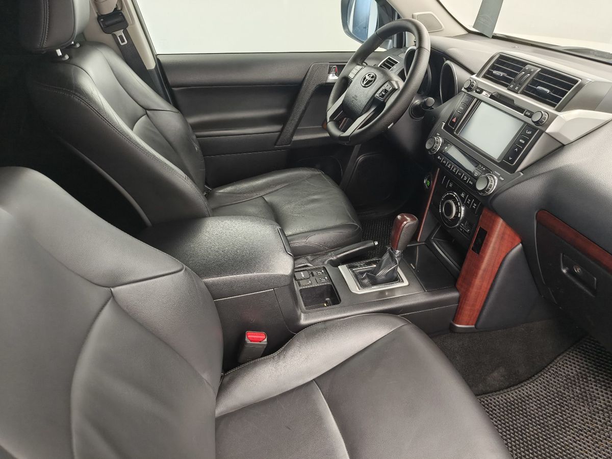 Toyota Land Cruiser Prado 150 Series Рестайлинг 1