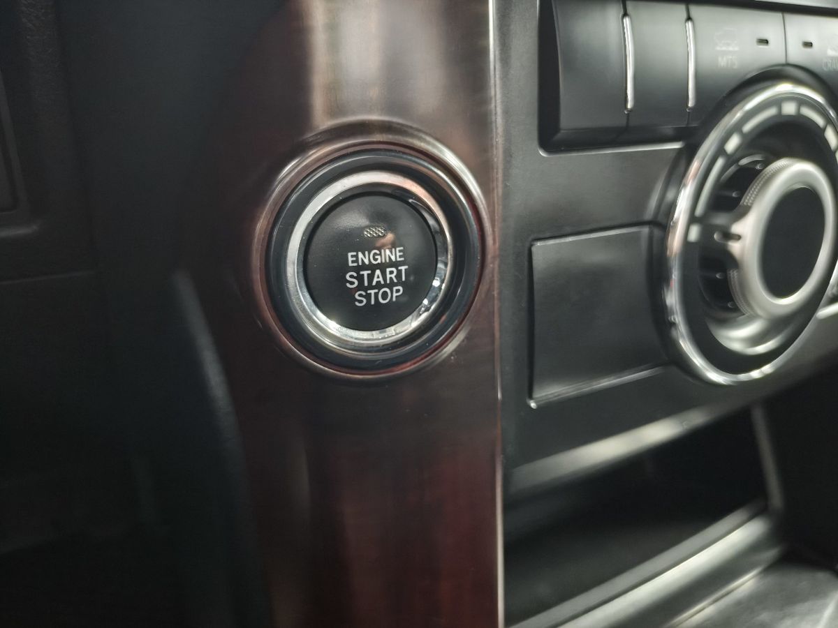Toyota Land Cruiser Prado 150 Series Рестайлинг 1