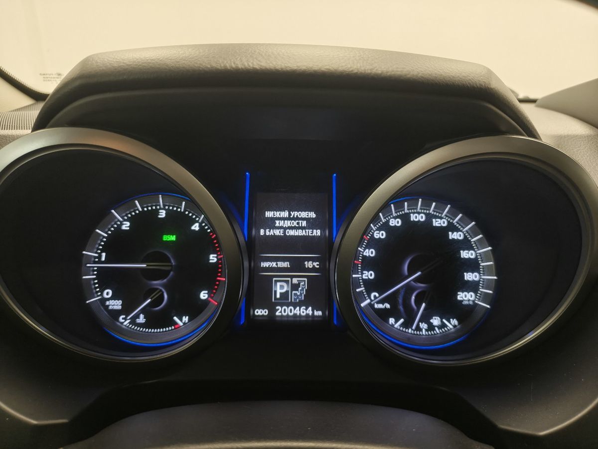 Toyota Land Cruiser Prado 150 Series Рестайлинг 1