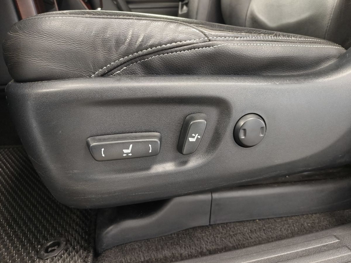 Toyota Land Cruiser Prado 150 Series Рестайлинг 1