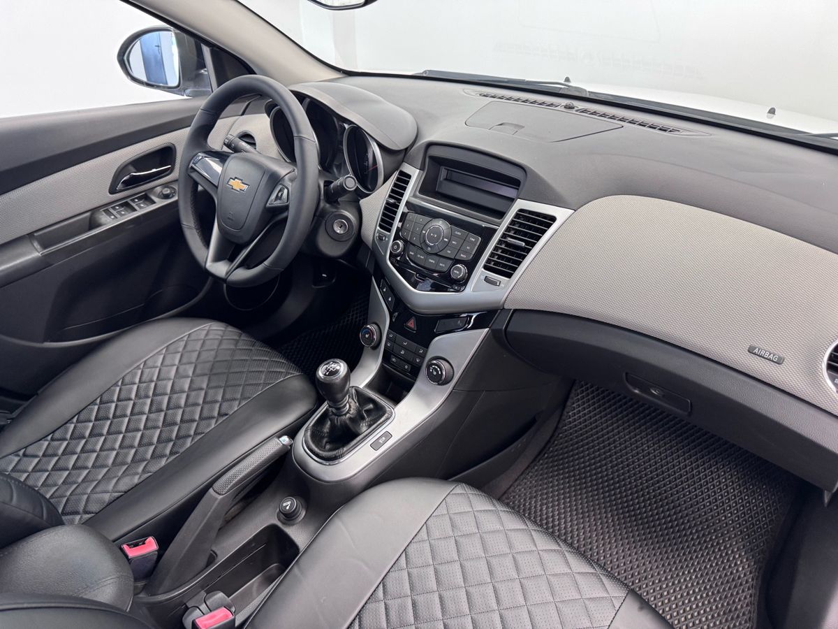 Chevrolet Cruze I