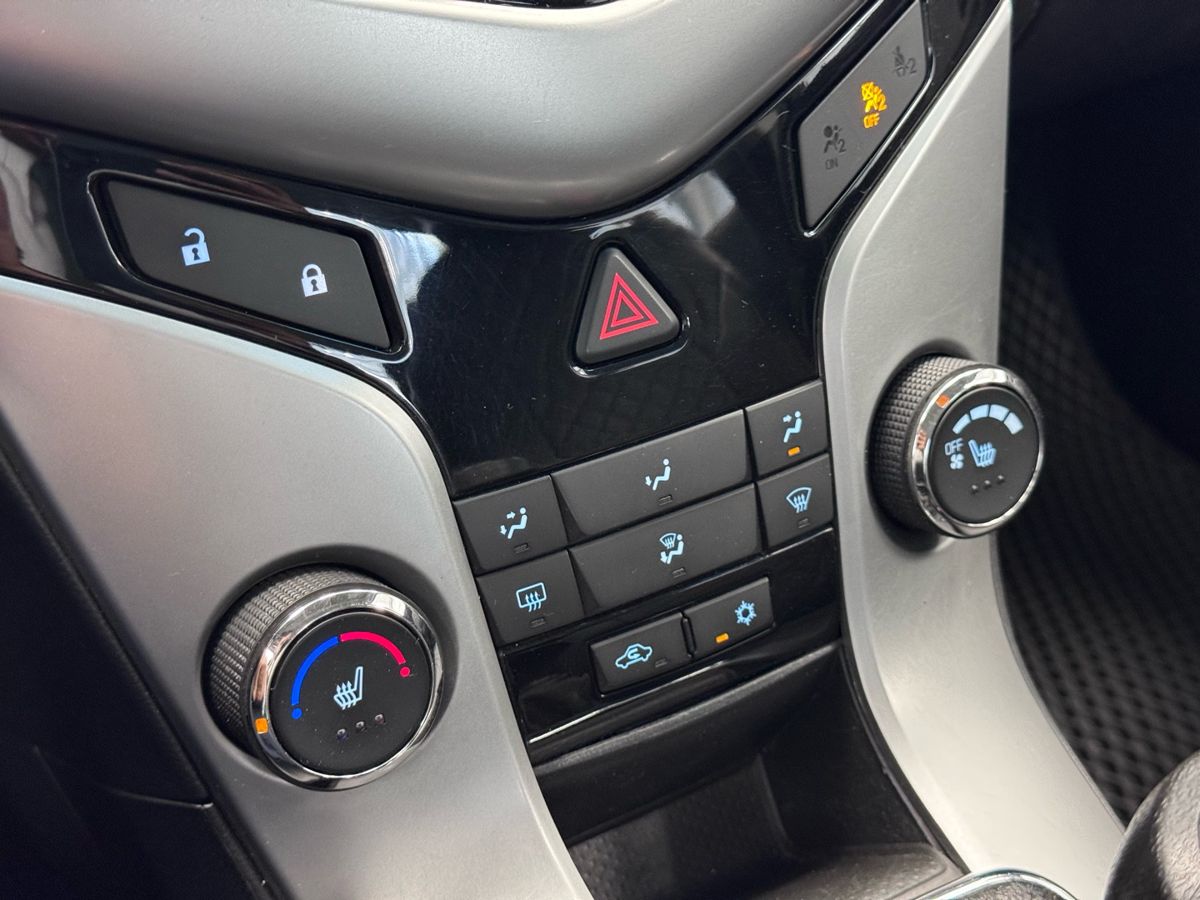 Chevrolet Cruze I