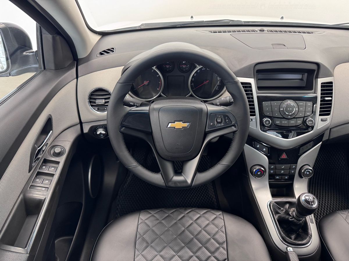 Chevrolet Cruze I