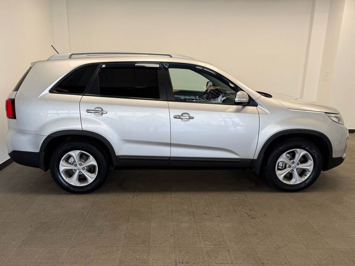 Kia Sorento II Рестайлинг