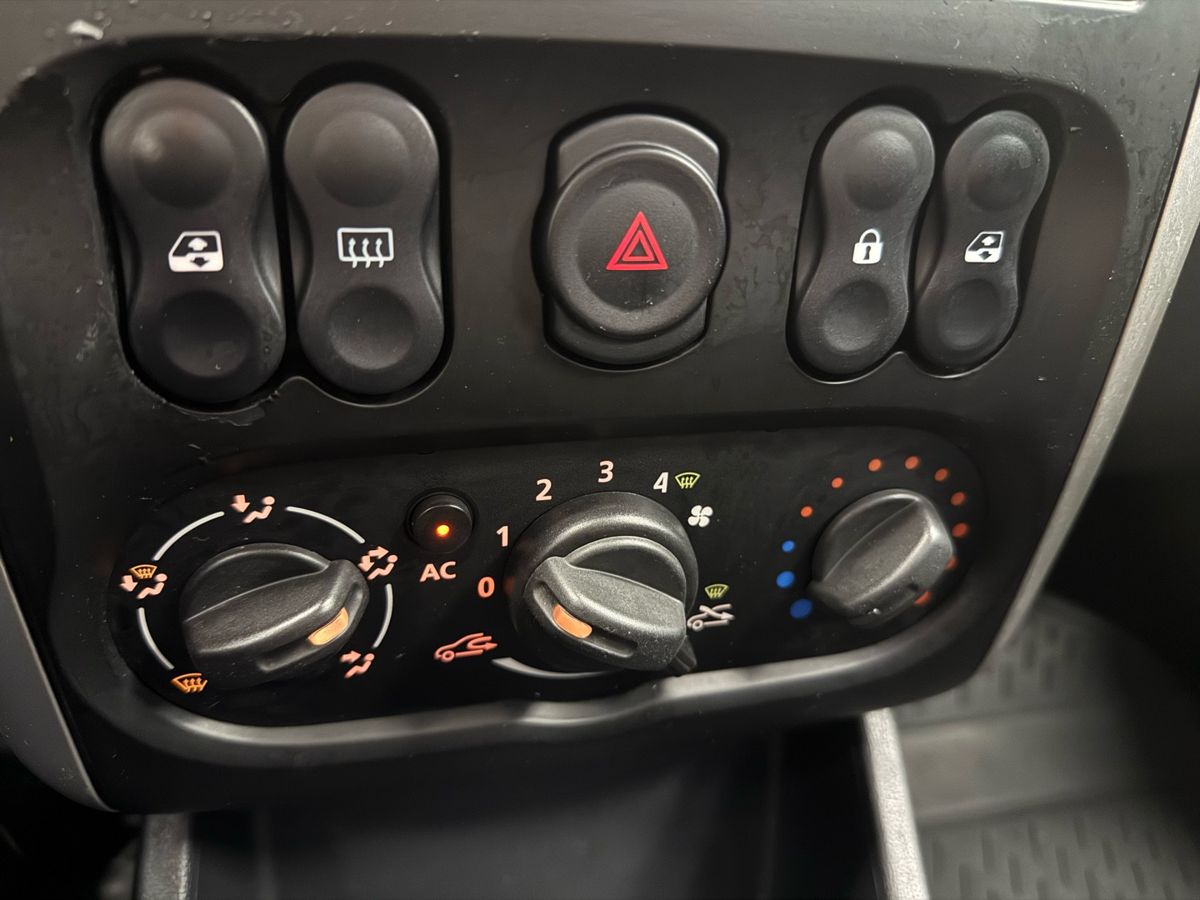 Nissan Almera III (G15)