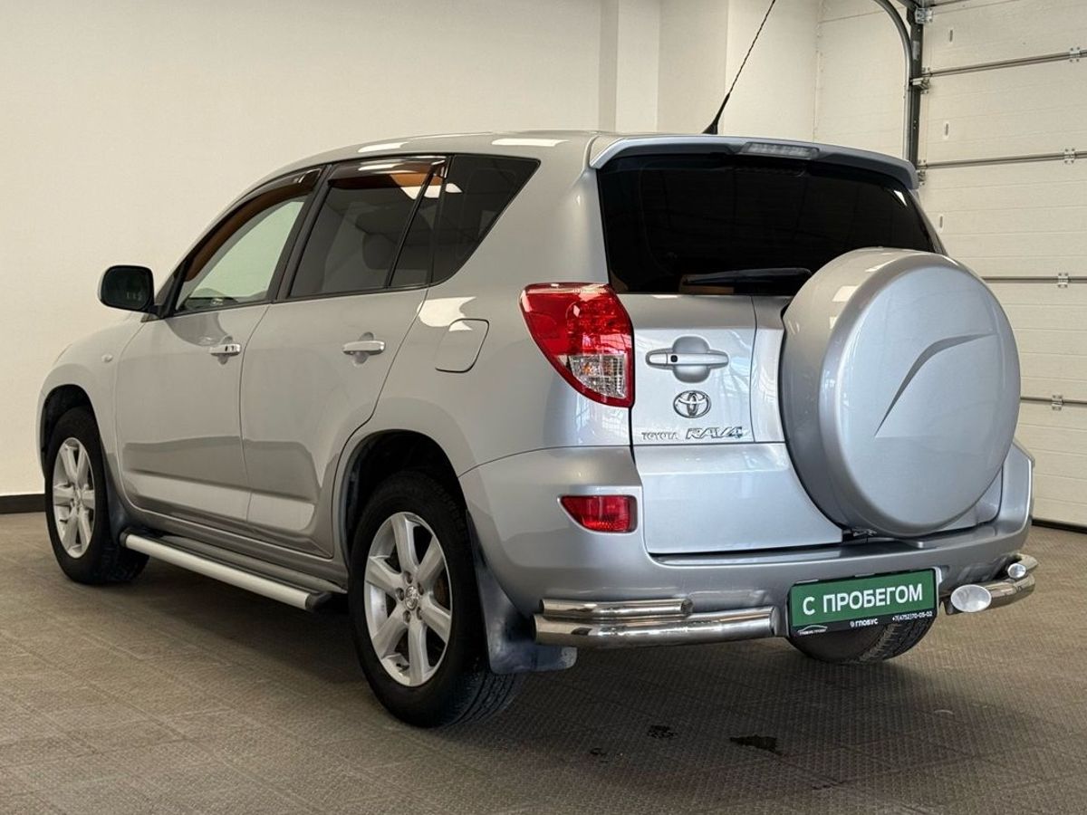 Toyota RAV4 III (XA30)