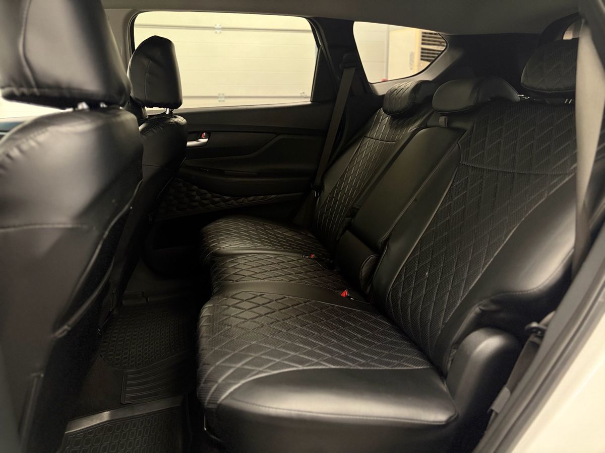Hyundai Santa Fe IV