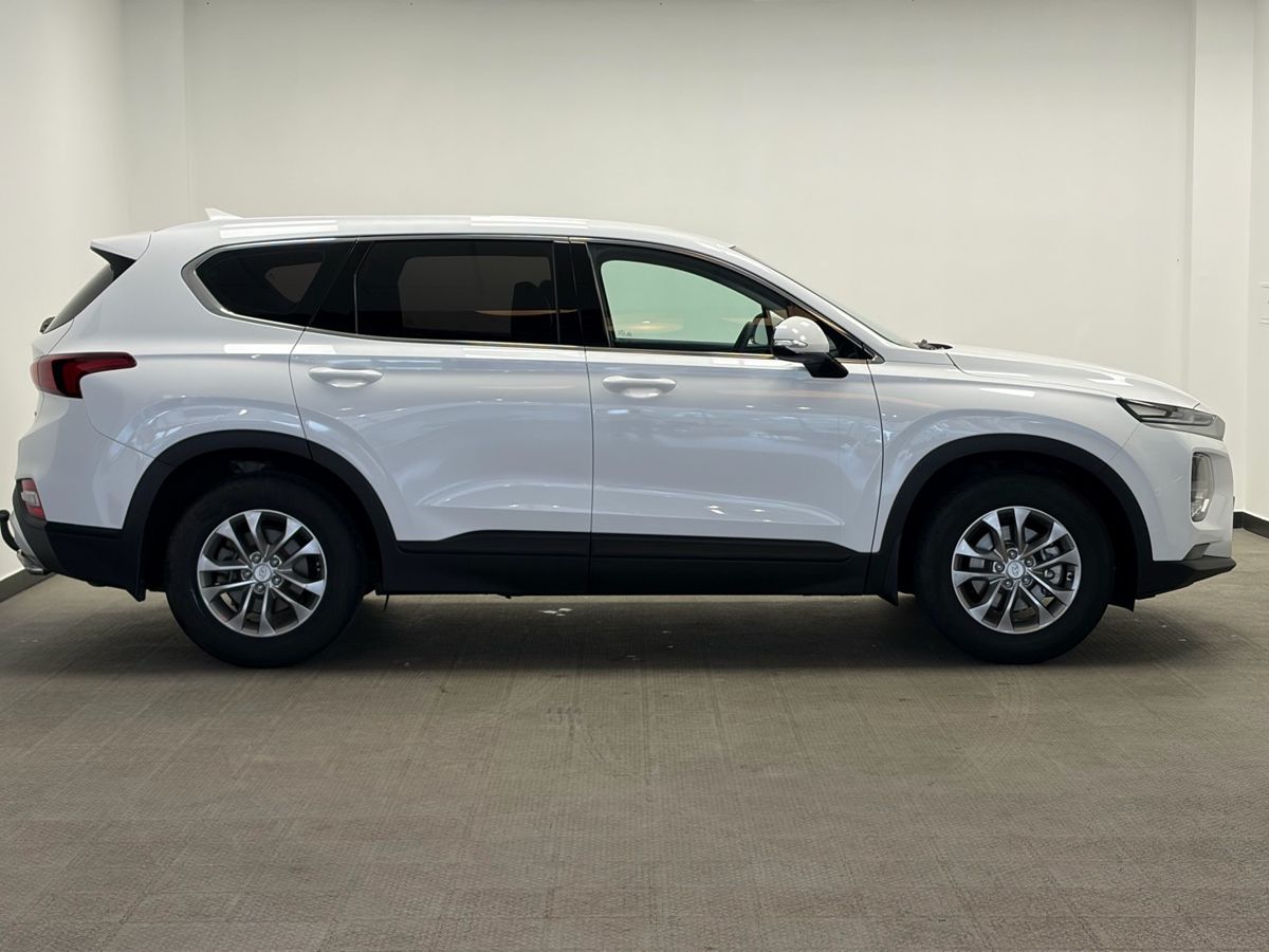 Hyundai Santa Fe IV