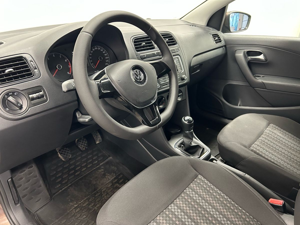 Volkswagen Polo V Рестайлинг