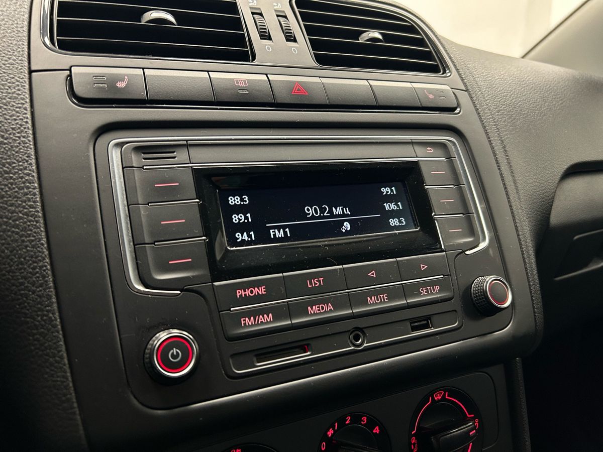Volkswagen Polo V Рестайлинг