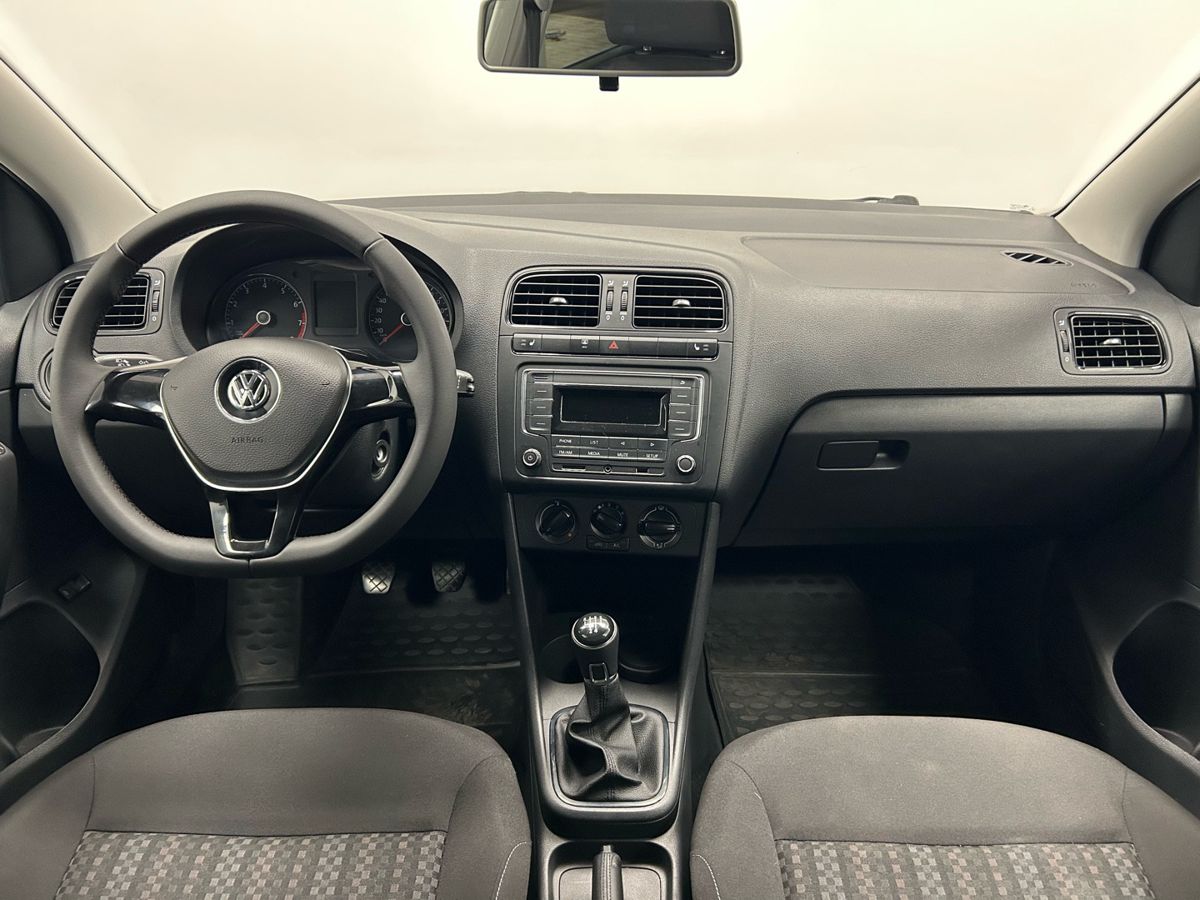 Volkswagen Polo V Рестайлинг