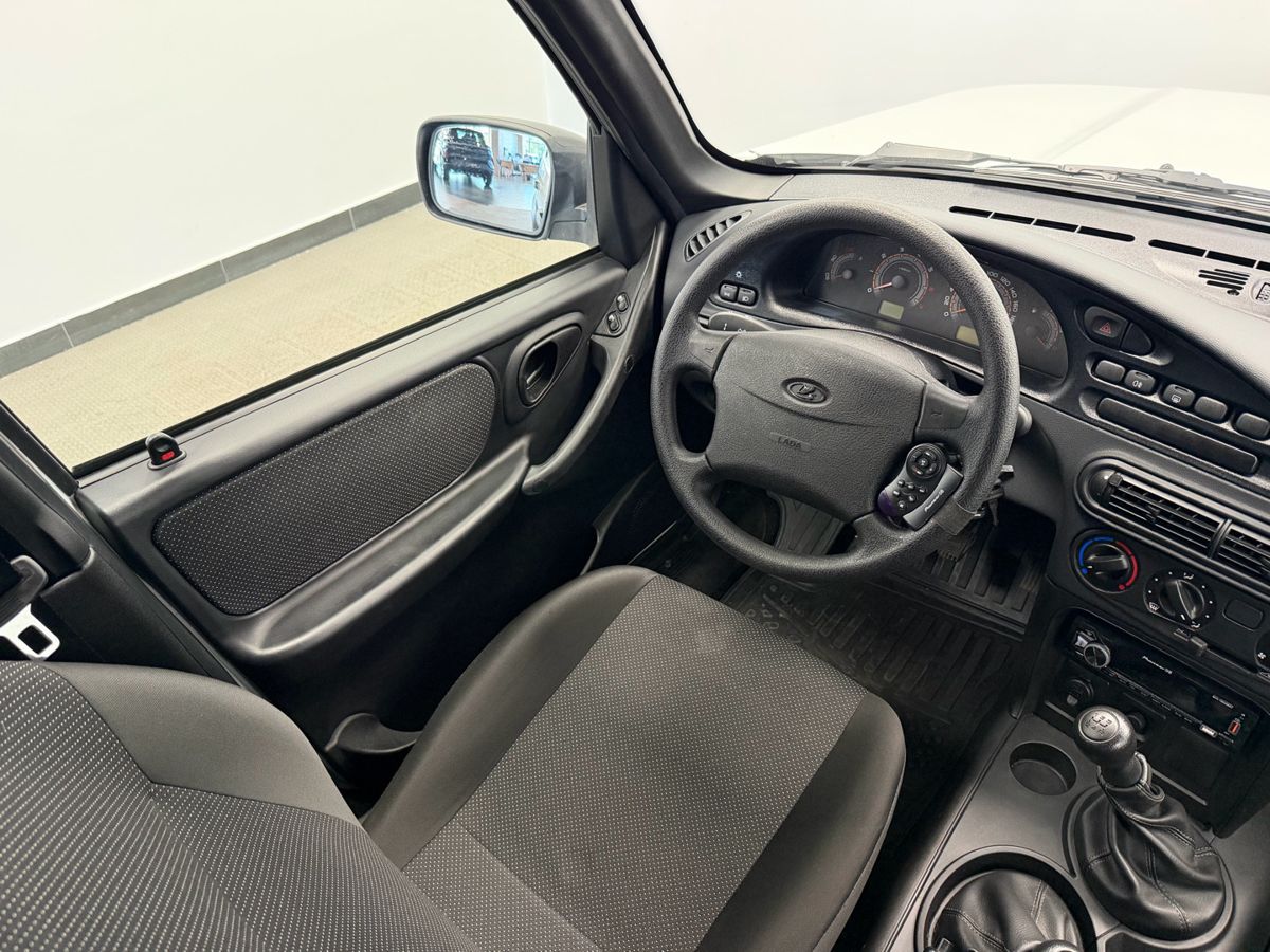 Lada (ВАЗ) Niva Travel I