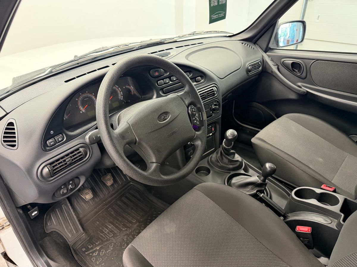 Lada (ВАЗ) Niva Travel I