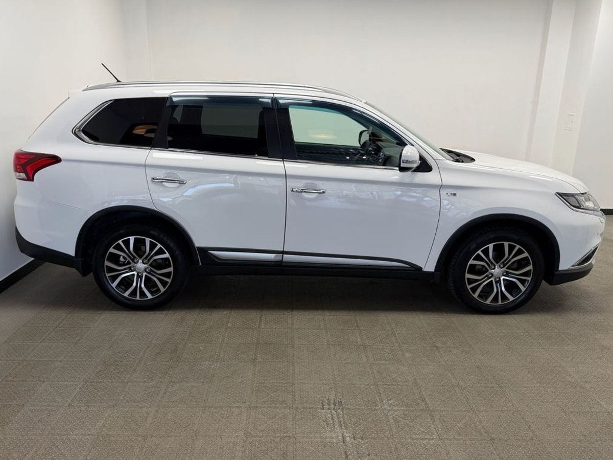 Mitsubishi Outlander III Рестайлинг 2