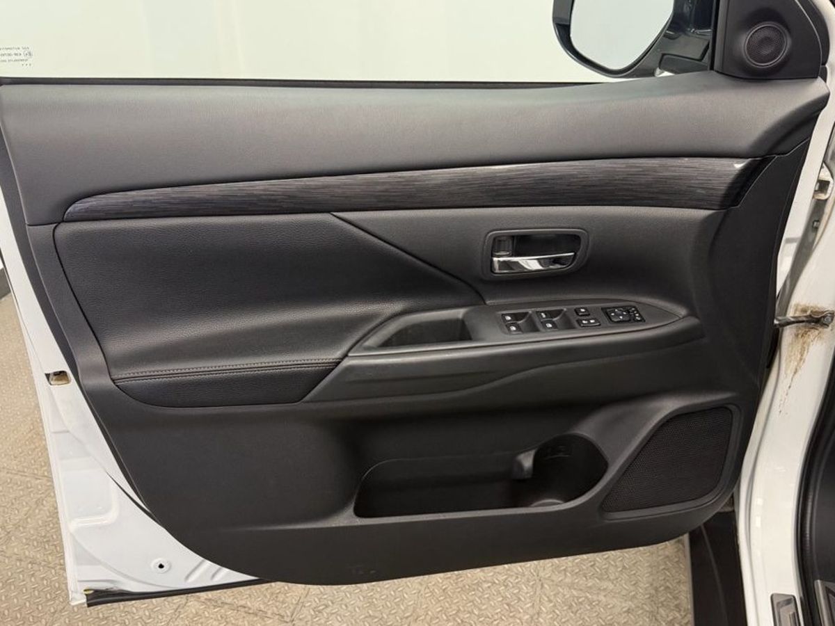 Mitsubishi Outlander III Рестайлинг 2