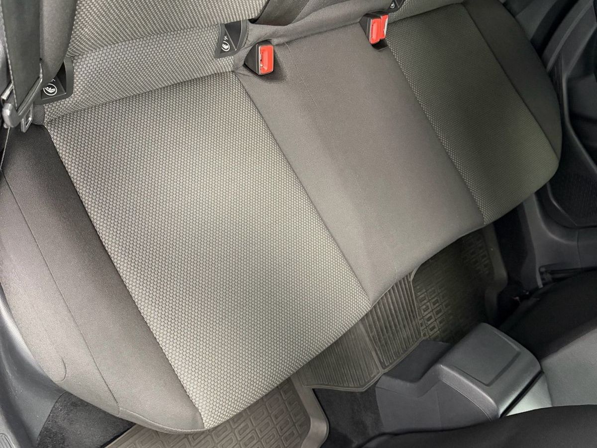 Volkswagen Jetta VII