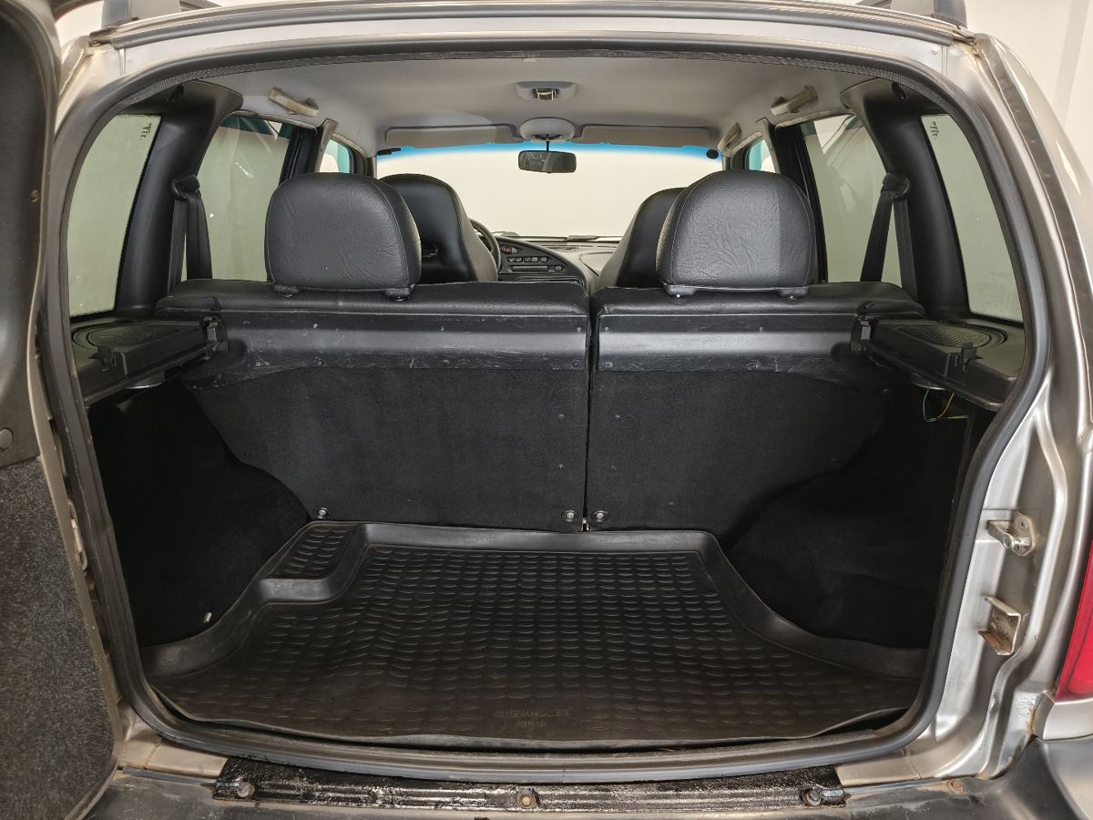 Chevrolet Niva I
