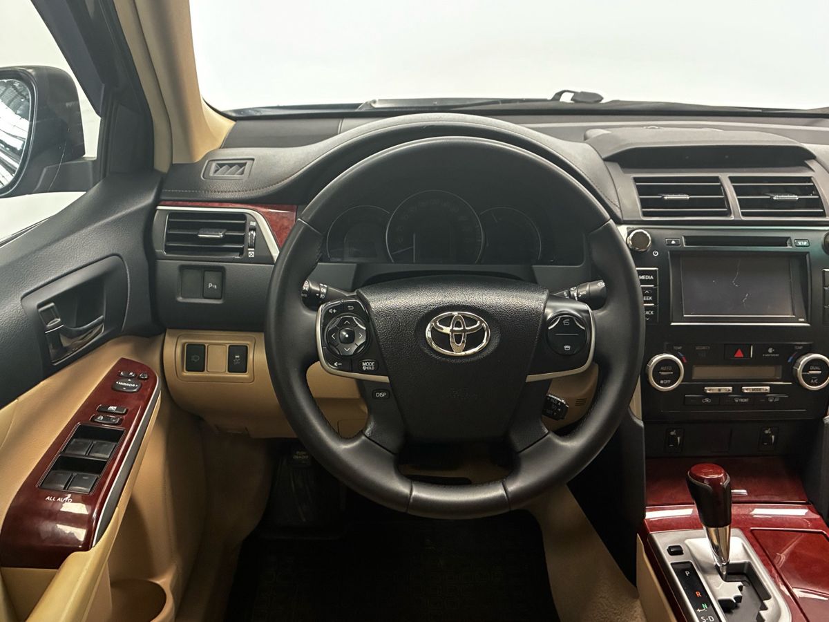 Toyota Camry VII (XV50)