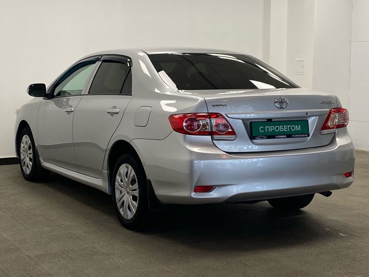 Toyota Corolla X (E140, E150) Рестайлинг