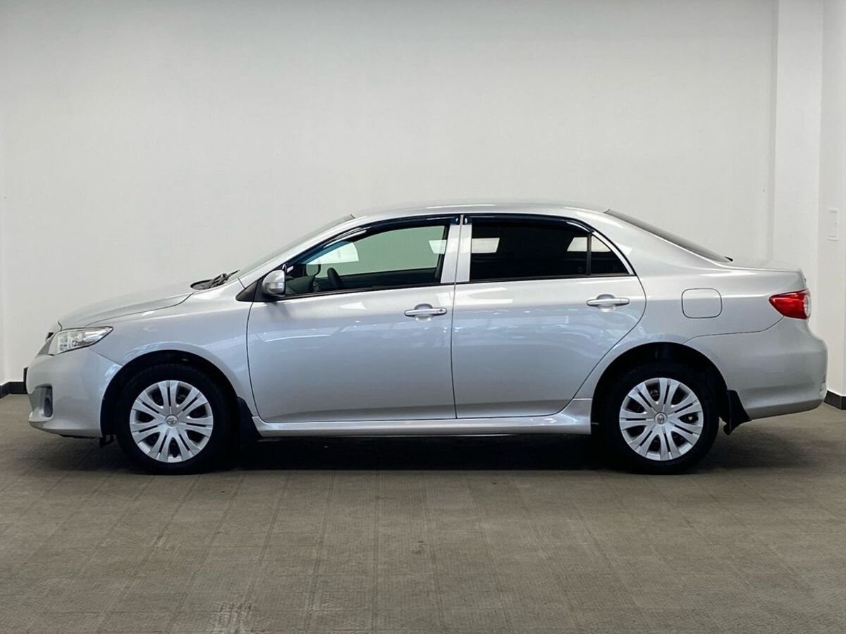 Toyota Corolla X (E140, E150) Рестайлинг