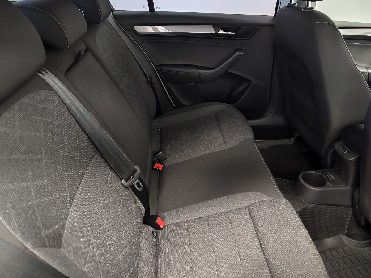 Volkswagen Polo VI