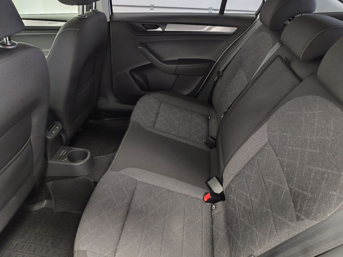 Volkswagen Polo VI