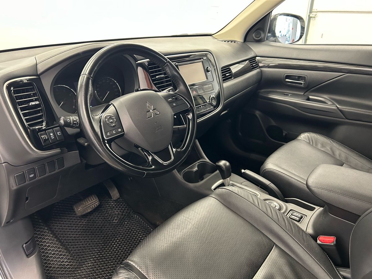 Mitsubishi Outlander III Рестайлинг 2