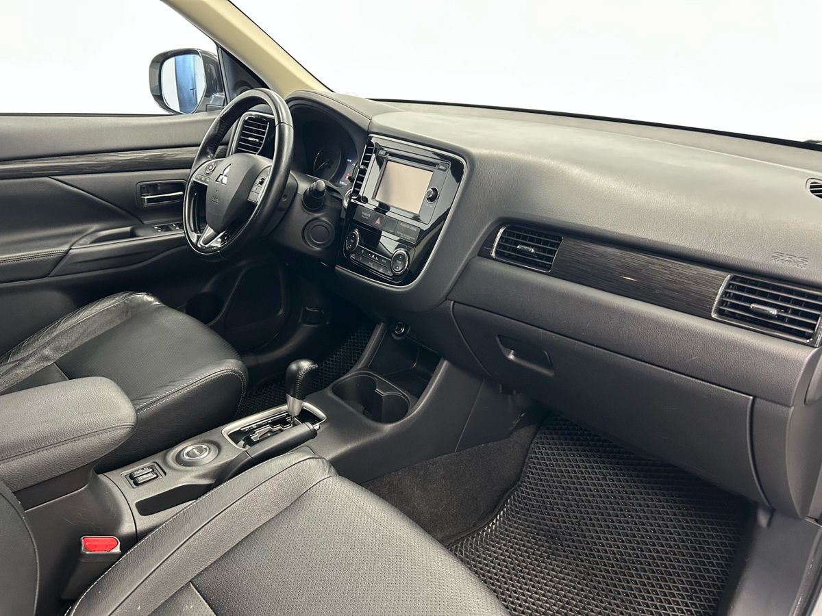 Mitsubishi Outlander III Рестайлинг 2
