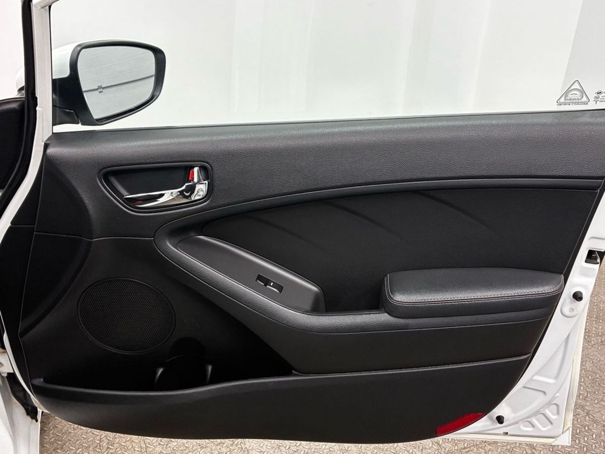 Kia Cerato III Рестайлинг (Classic)