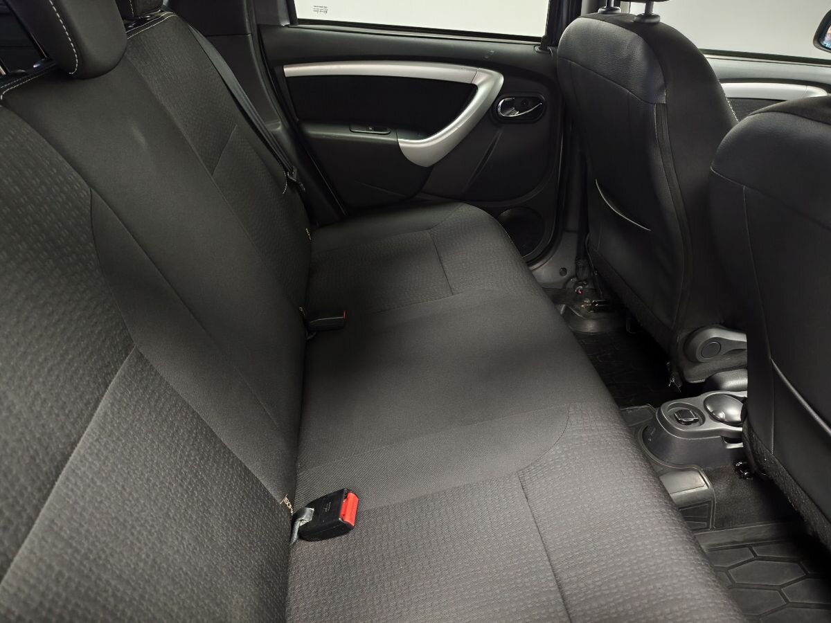 Nissan Terrano III (D10)