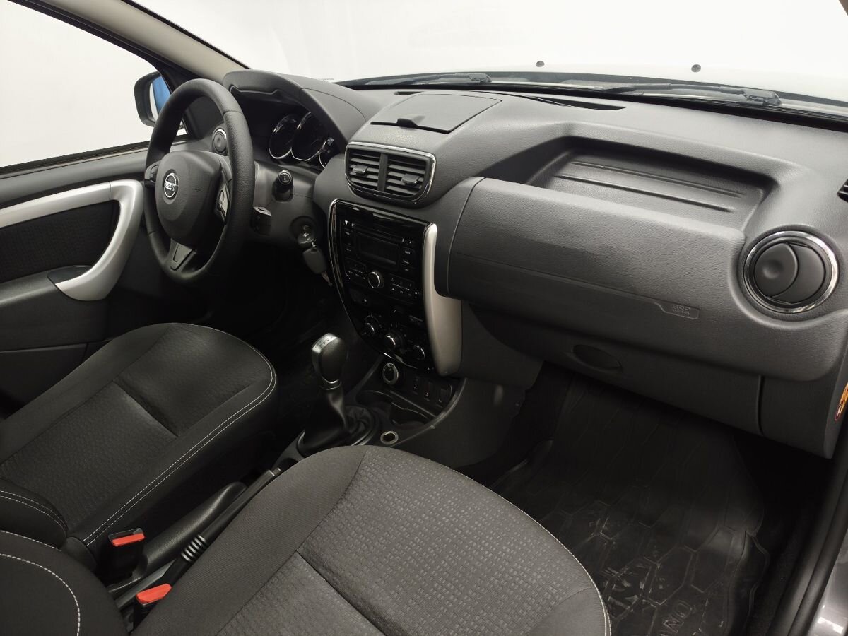 Nissan Terrano III (D10)