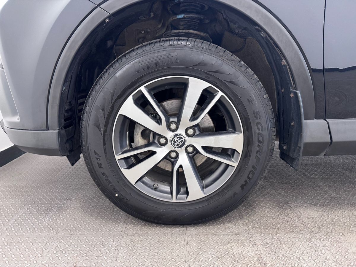 Toyota RAV4 IV (XA40) Рестайлинг