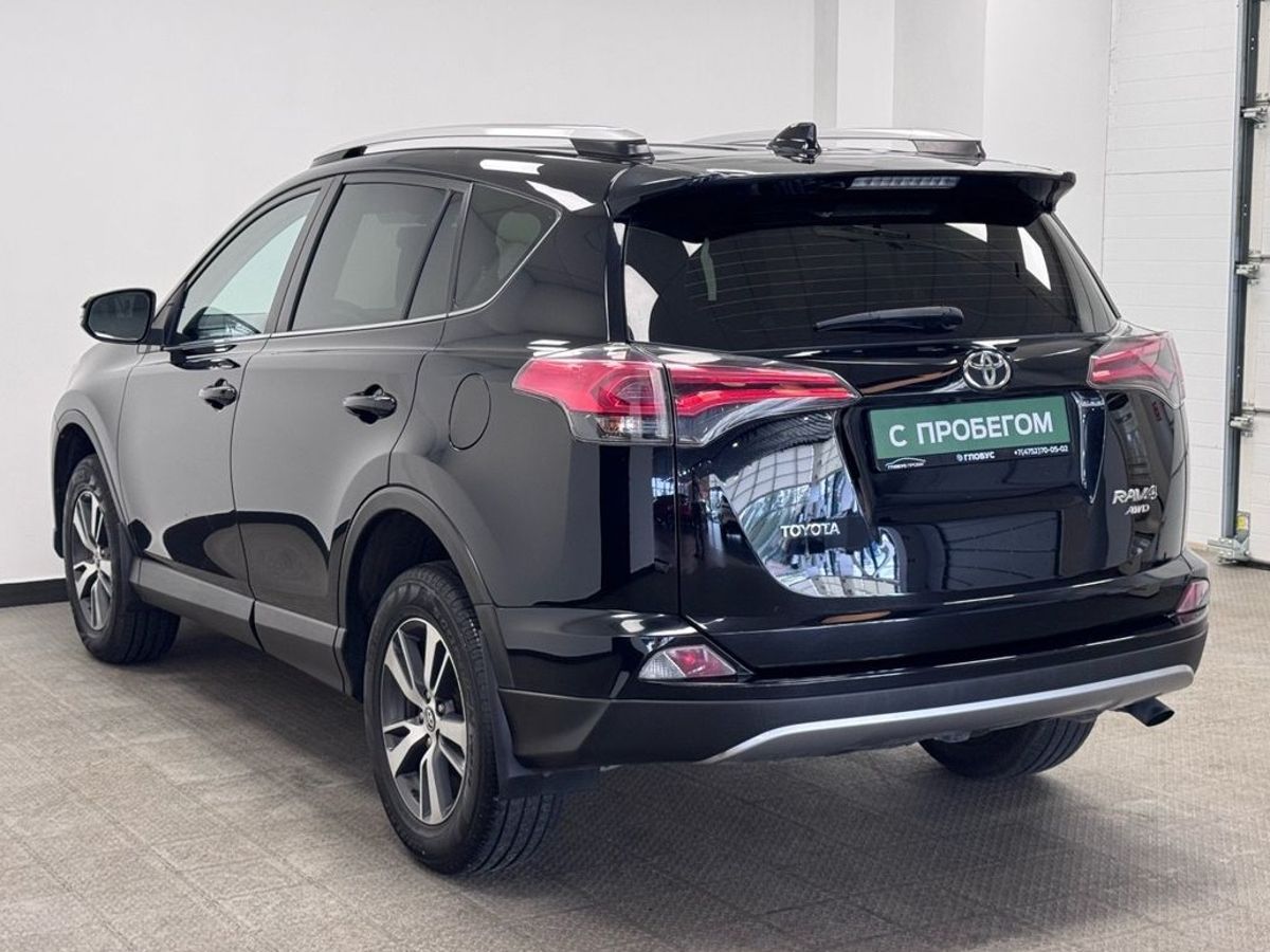 Toyota RAV4 IV (XA40) Рестайлинг