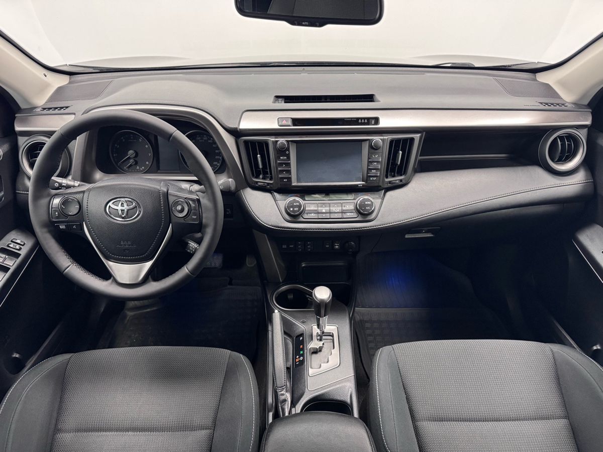 Toyota RAV4 IV (XA40) Рестайлинг