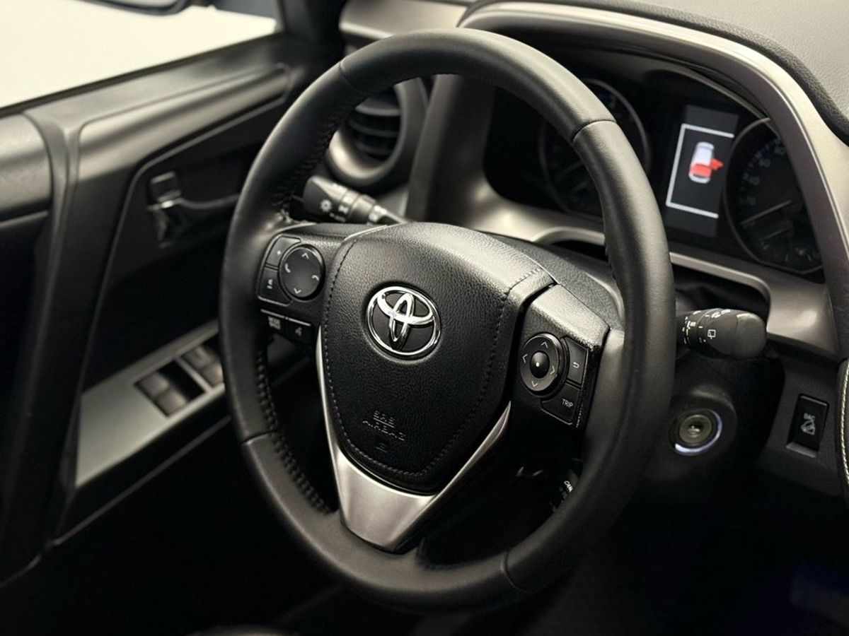 Toyota RAV4 IV (XA40) Рестайлинг