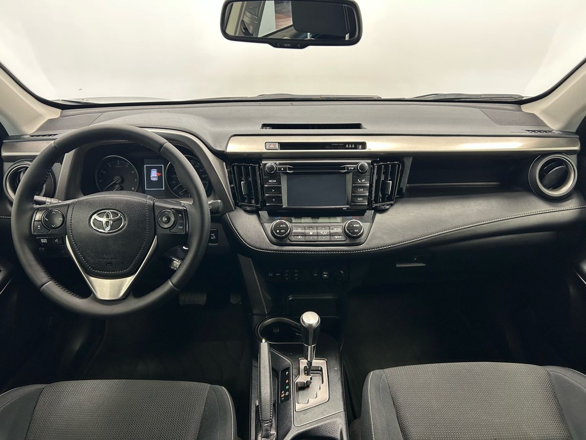 Toyota RAV4 IV (XA40) Рестайлинг