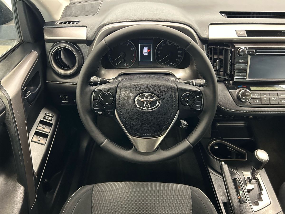 Toyota RAV4 IV (XA40) Рестайлинг