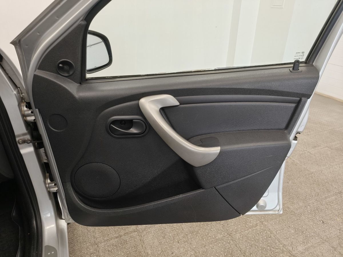 Renault Logan I Рестайлинг