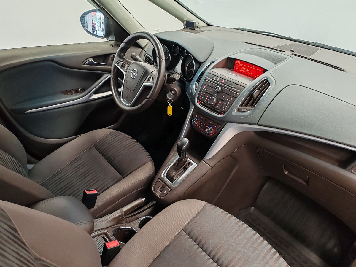 Opel Zafira C