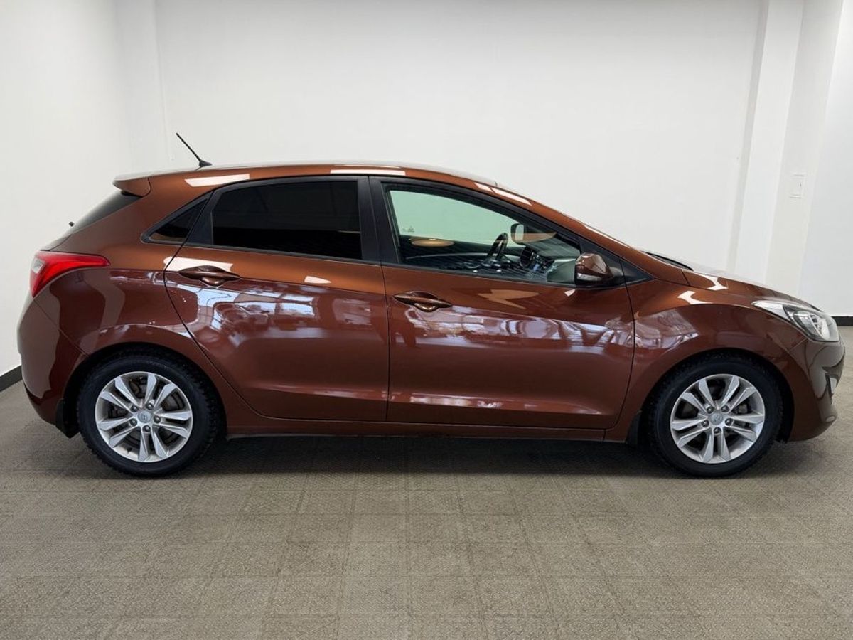 Hyundai i30 II
